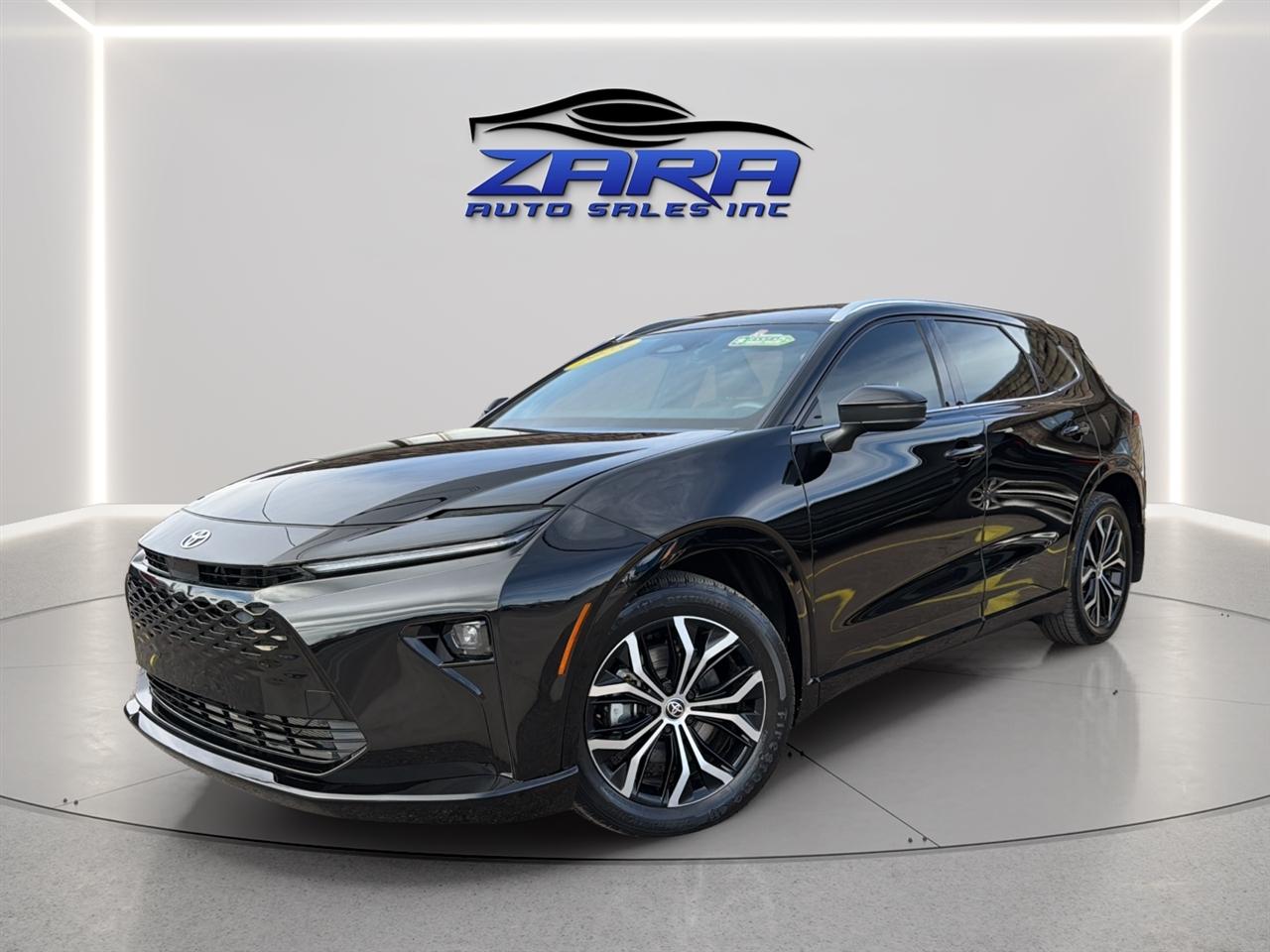 2025 Toyota Crown Signia XLE AWD (Natl)