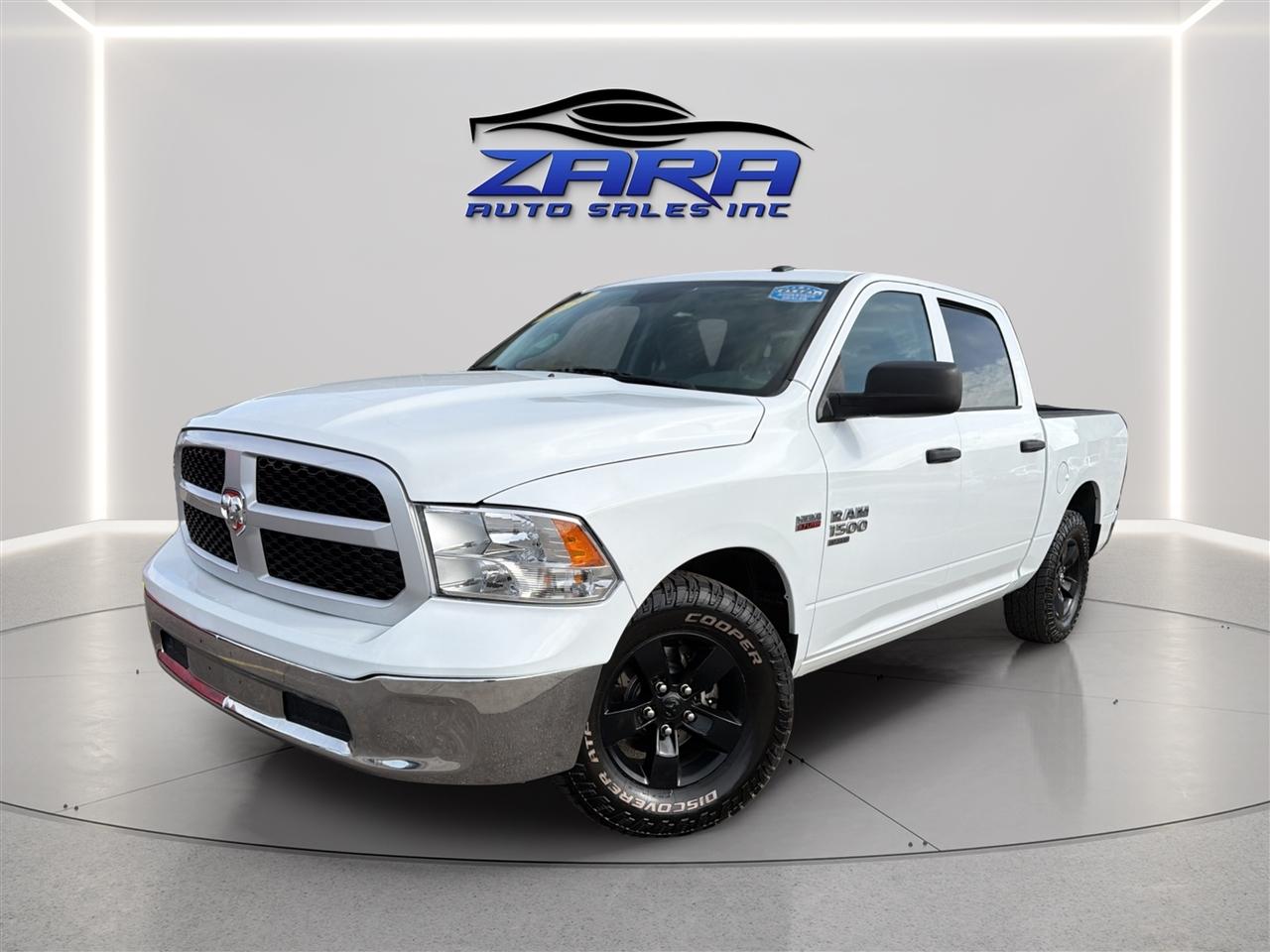 2020 RAM 1500 Classic Tradesman 4x4 Crew Cab 5'7" Box