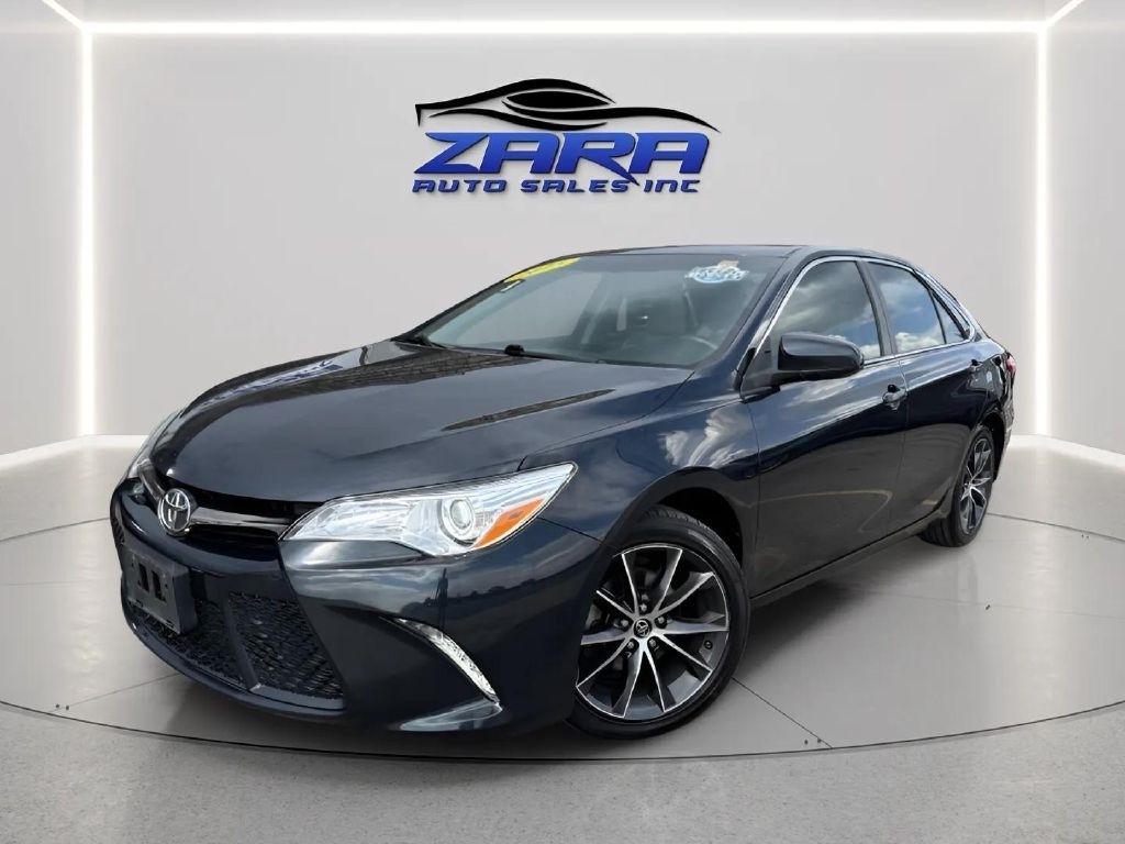 2015 Toyota Camry 4dr Sdn I4 Auto XLE (Natl)