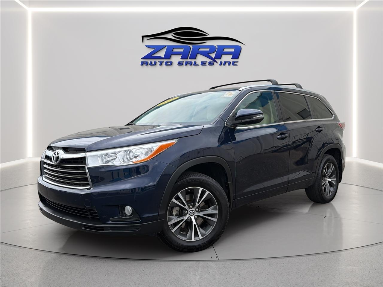 2016 Toyota Highlander AWD 4dr V6 XLE (Natl)