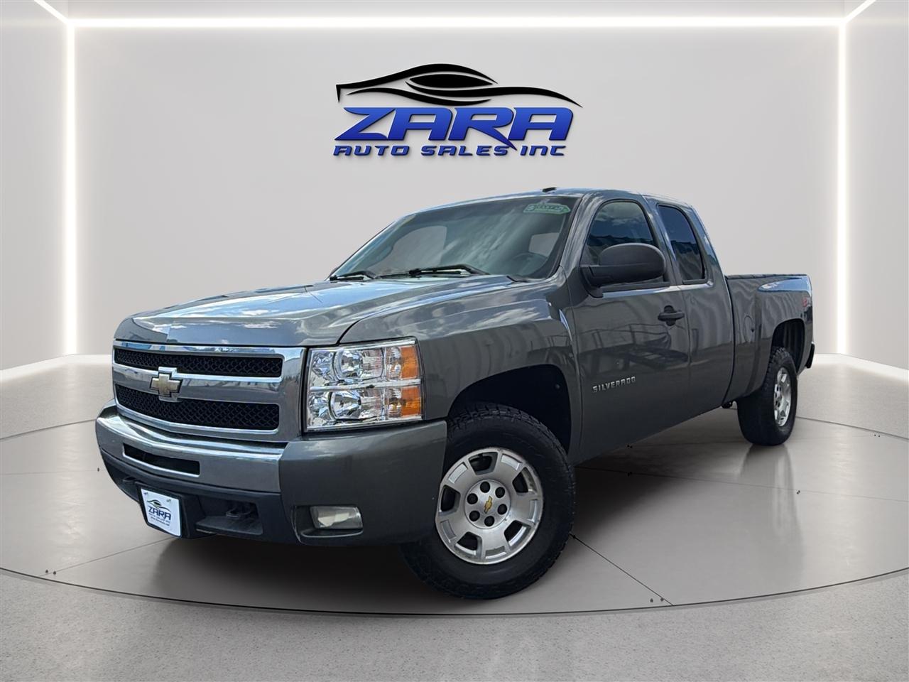 2011 Chevrolet Silverado 1500 4WD Ext Cab 143.5" LT