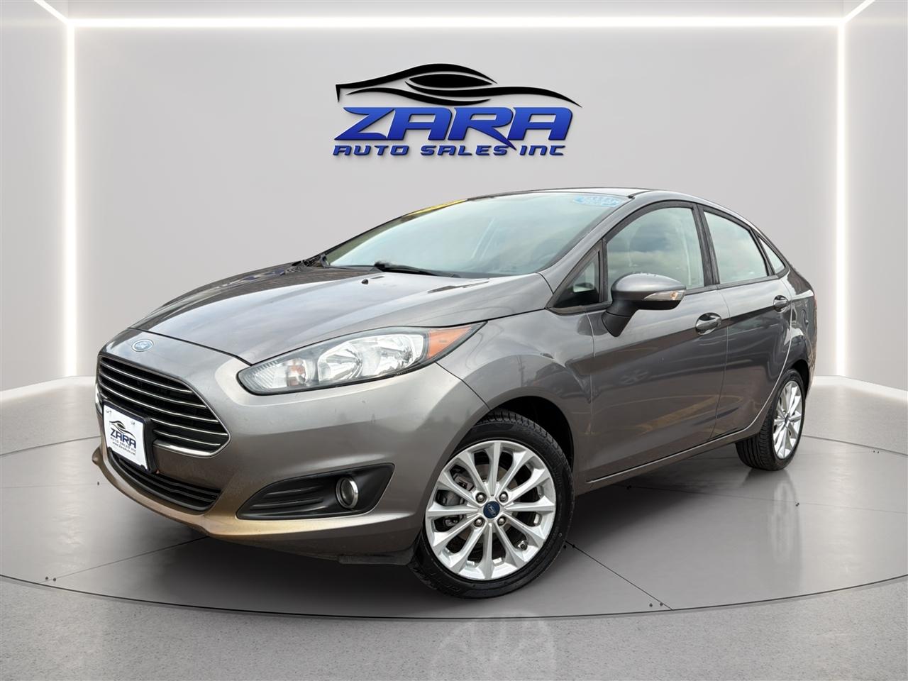 2014 Ford Fiesta 4dr Sdn SE