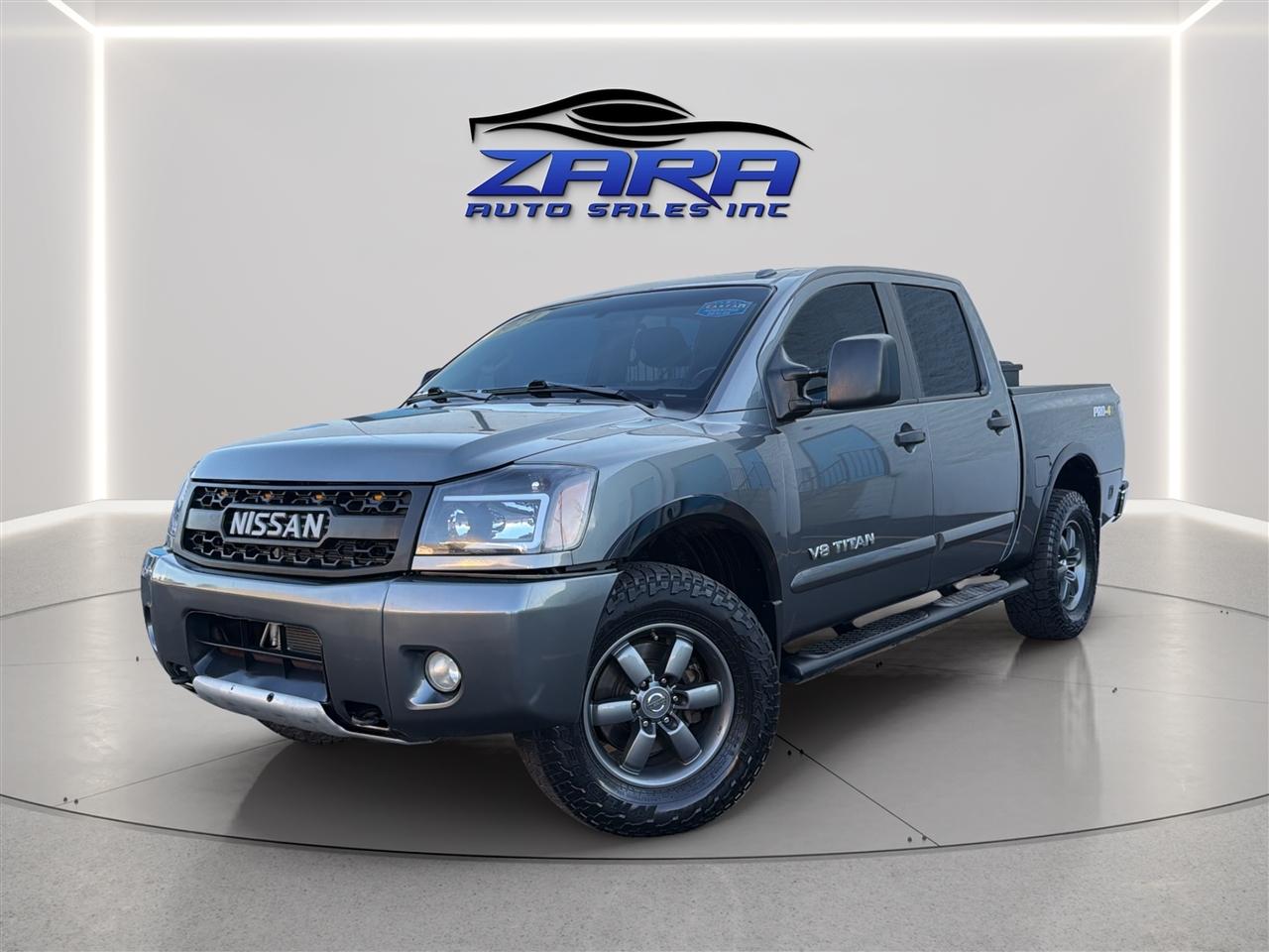 2014 Nissan Titan 4WD Crew Cab SWB PRO-4X