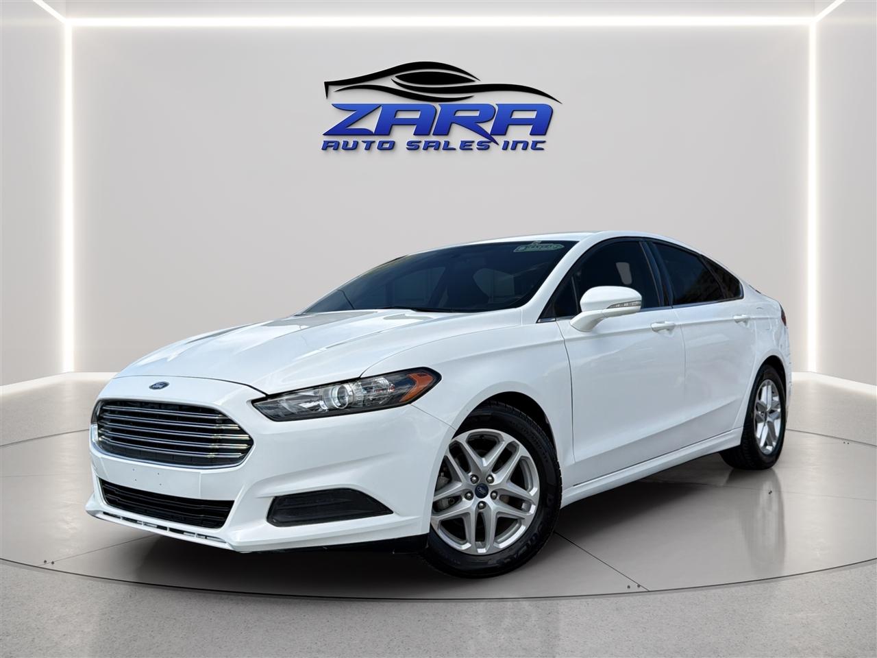 2016 Ford Fusion 4dr Sdn SE FWD
