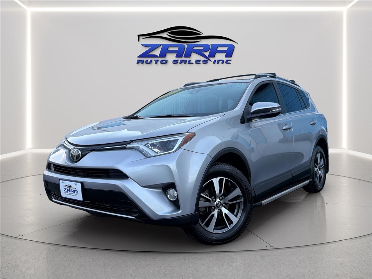 2017 Toyota RAV4 XLE AWD (Natl)