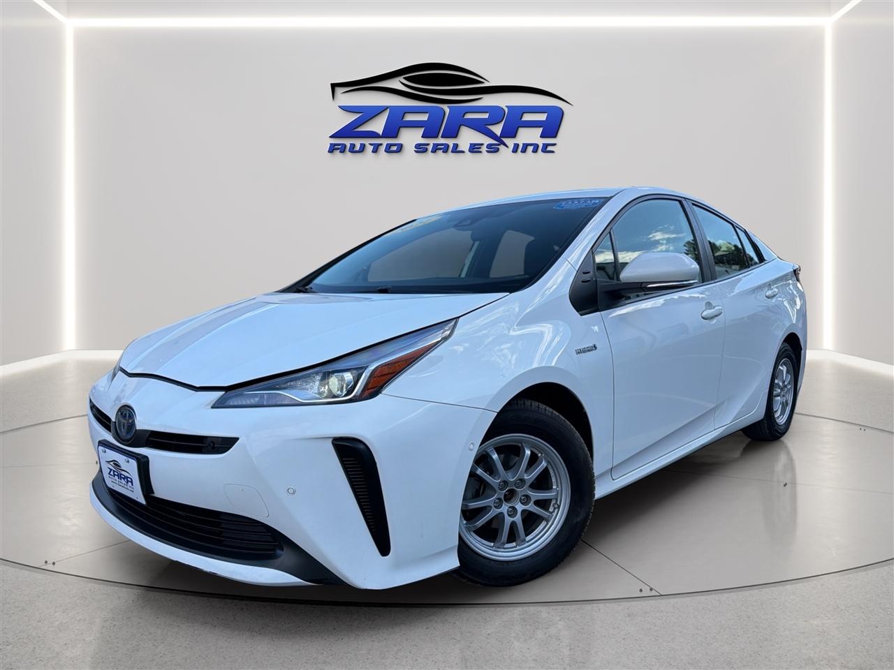 2021 Toyota Prius L Eco (Natl)