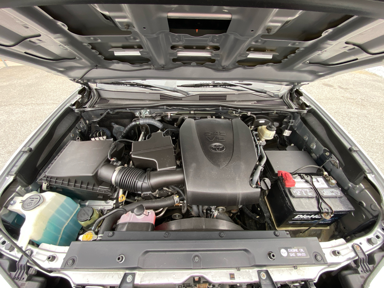 Toyota Tacoma SR5 Double Cab Long Bed V6 6AT 4WD 2016