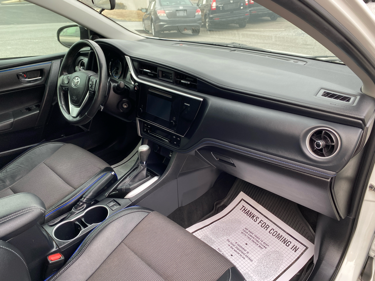 Toyota Corolla SE 2017