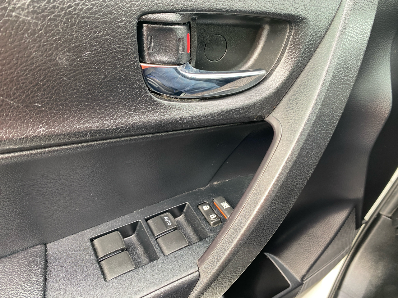 Toyota Corolla SE 2017