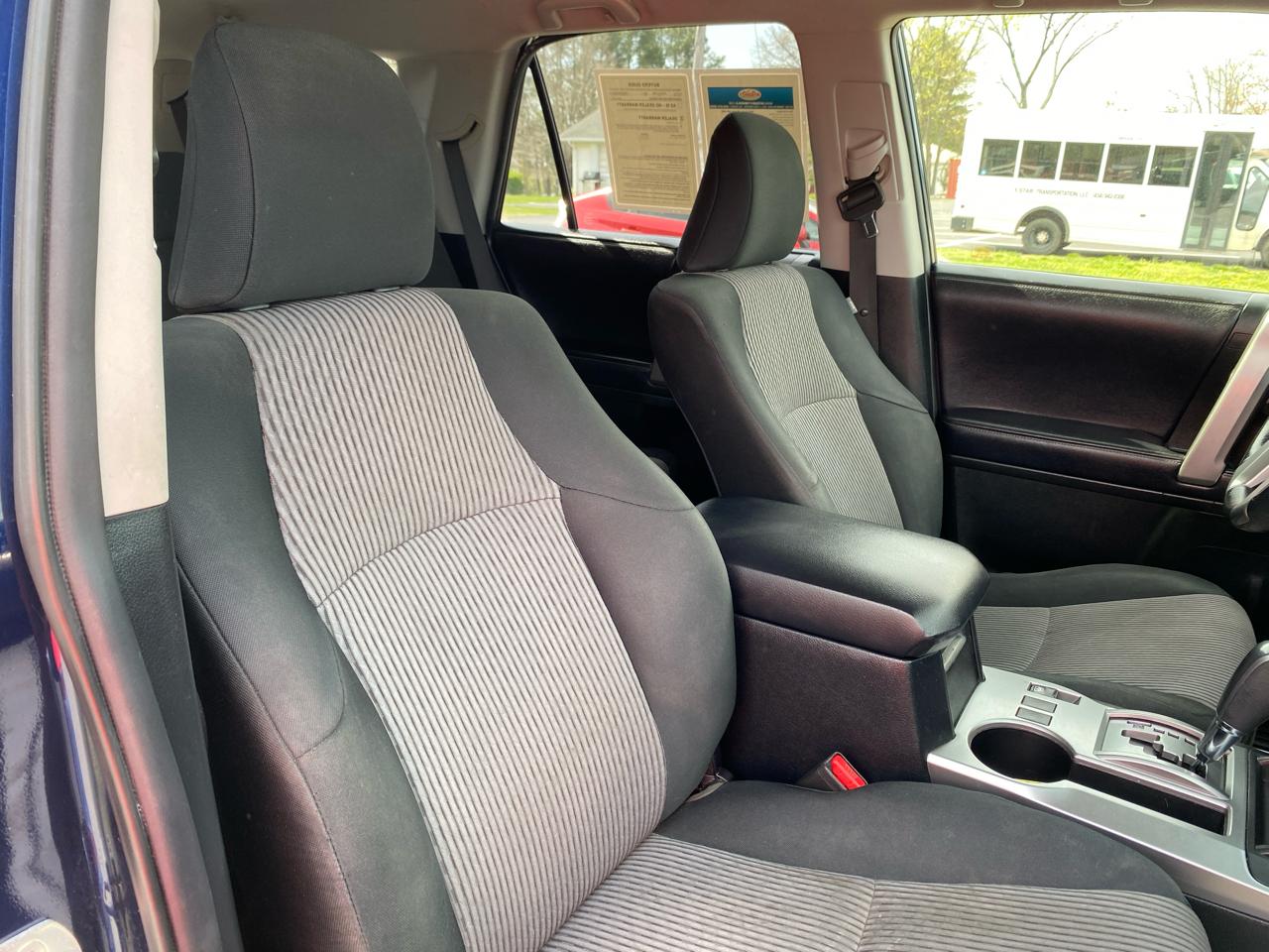 Toyota 4Runner SR5 4WD 2018