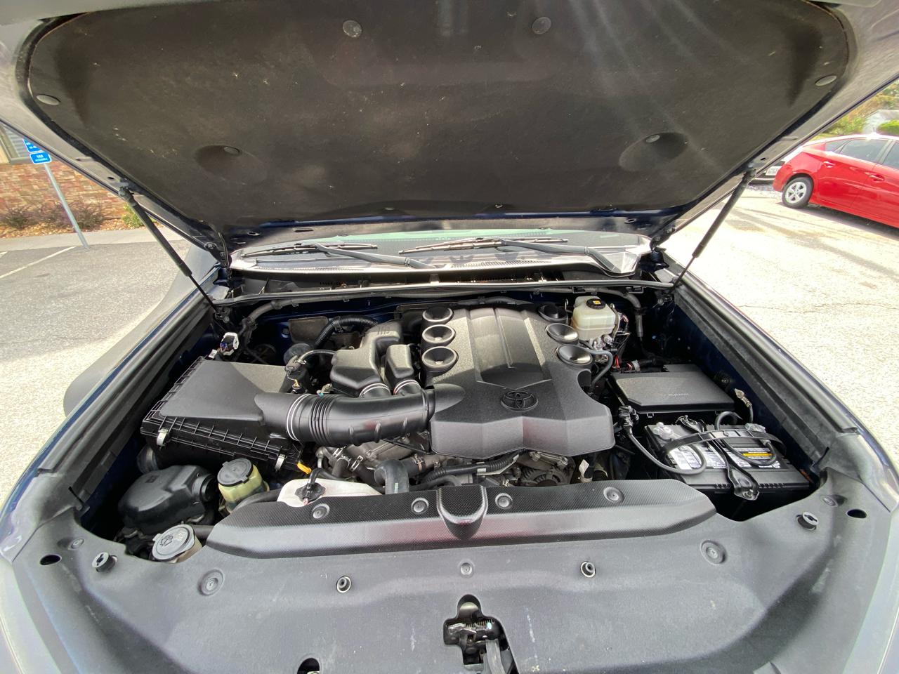 Toyota 4Runner SR5 4WD 2018