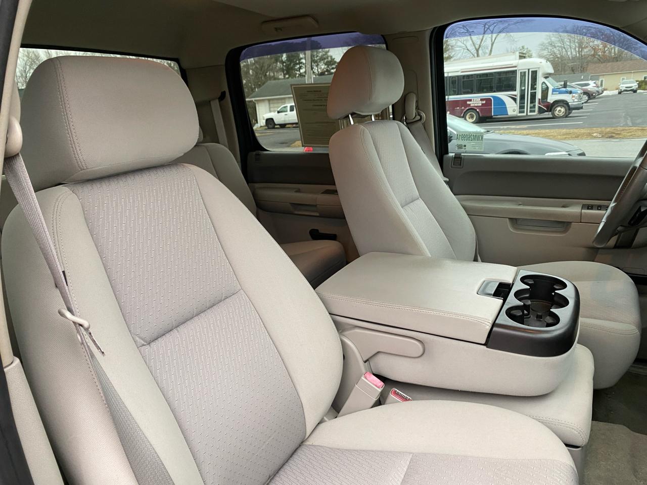 Chevrolet Silverado 1500 LT Crew Cab 4WD 2012