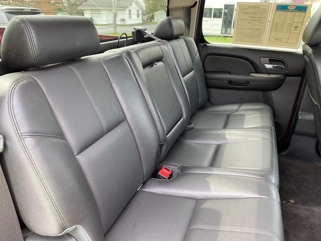 Chevrolet Silverado 1500 LTZ Crew Cab 4WD 2013