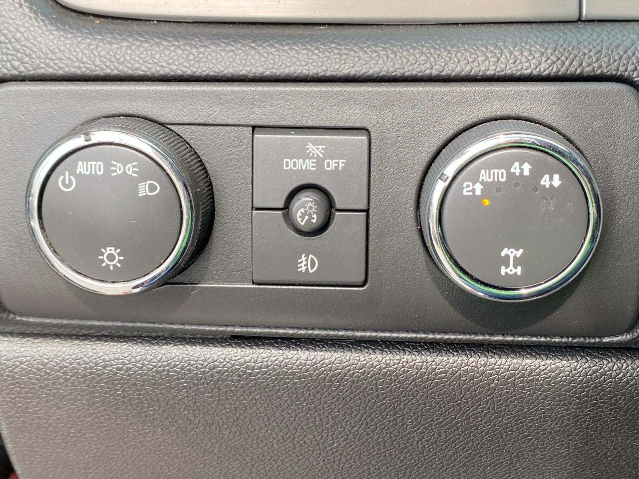 Chevrolet Silverado 1500 LTZ Crew Cab 4WD 2013