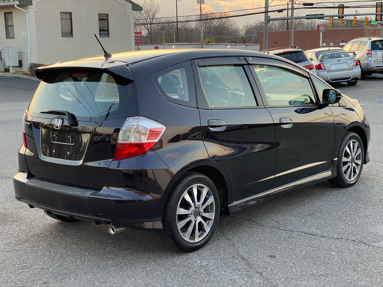 Honda Fit Sport 4D Hatchback 2013