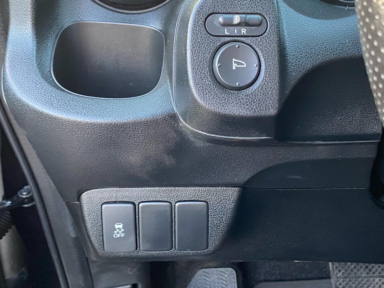 Honda Fit Sport 4D Hatchback 2013