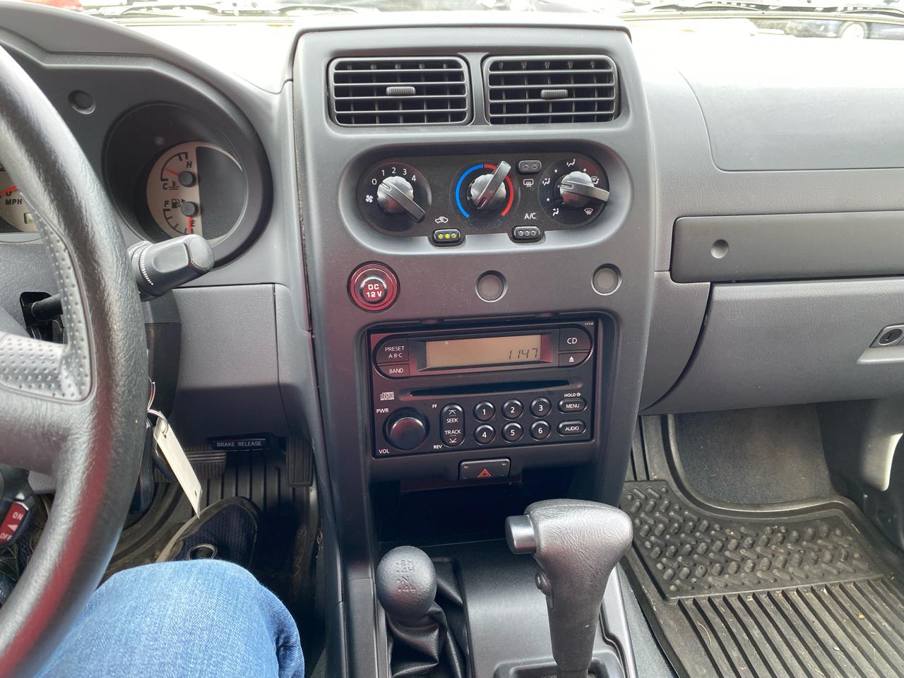 Nissan Xterra XE 4WD 2004