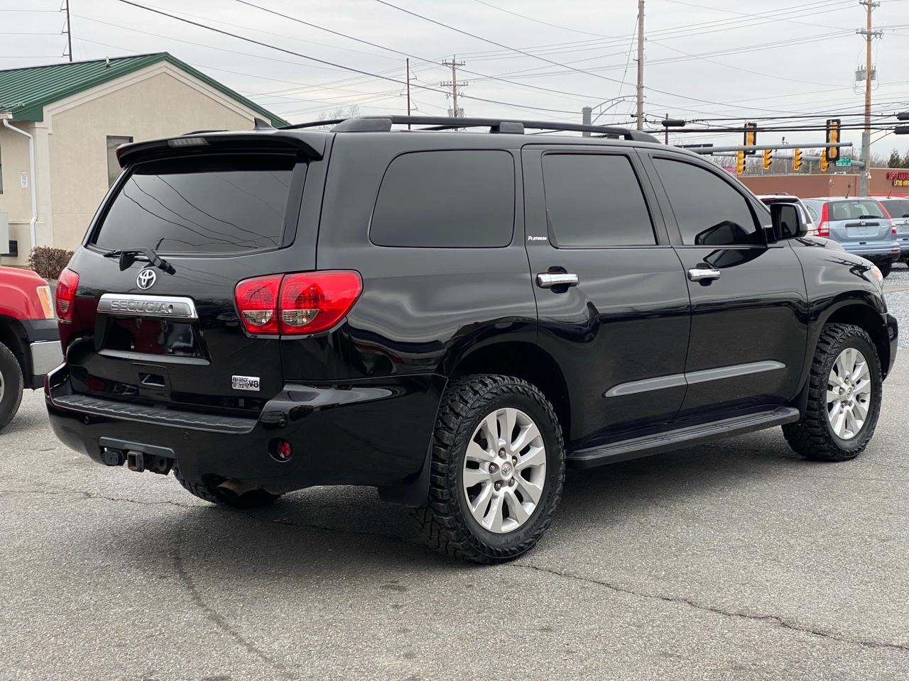 Toyota Sequoia Plantium 4WD 2012