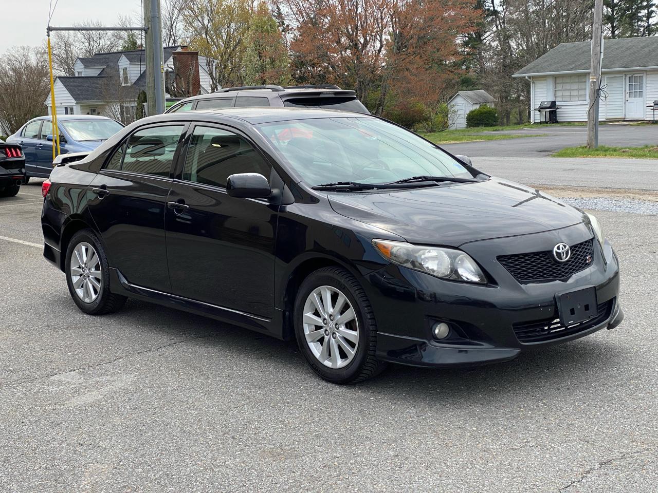 Toyota Corolla S 5-Speed MT 2009