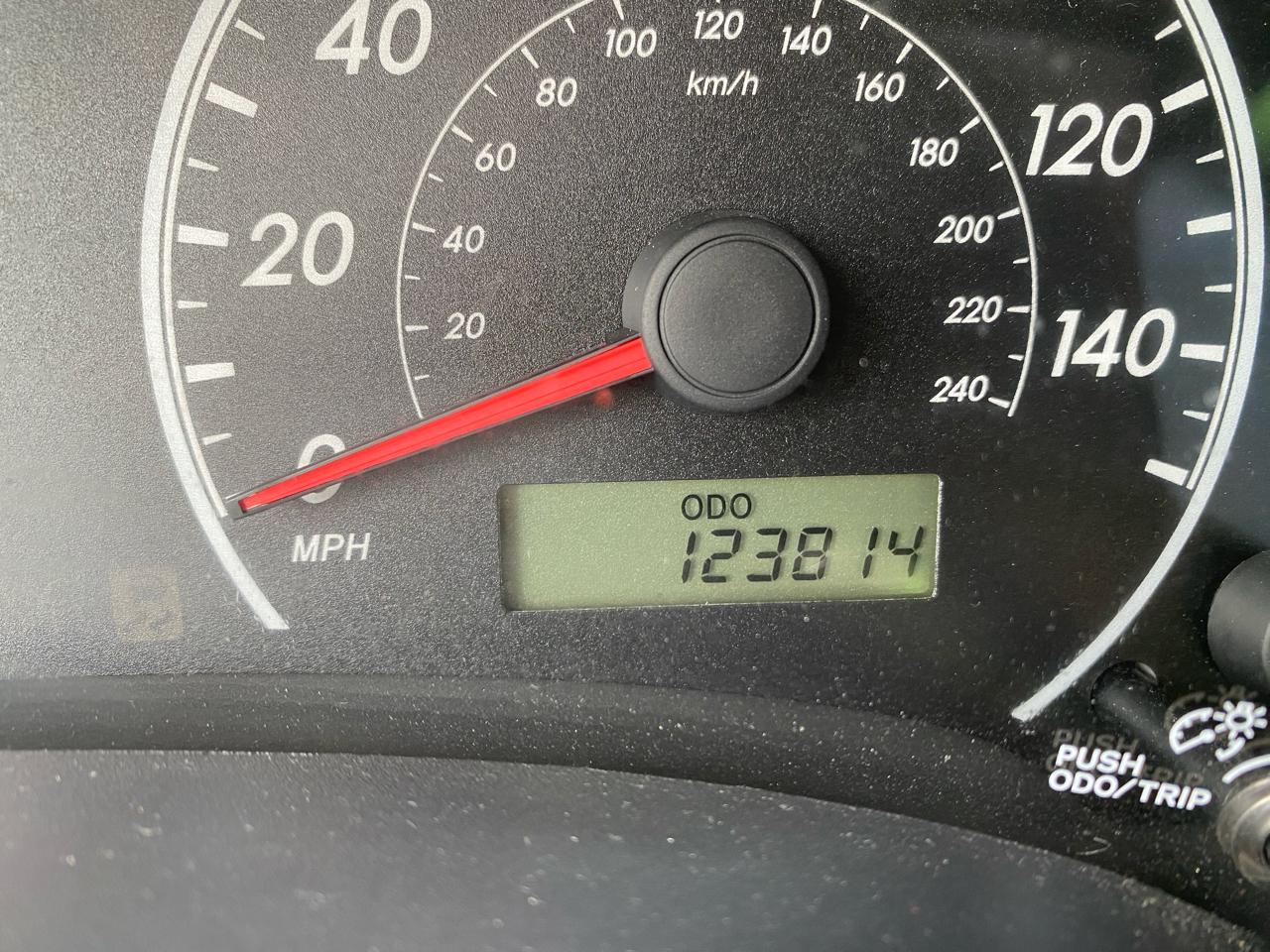 Toyota Corolla S 5-Speed MT 2009