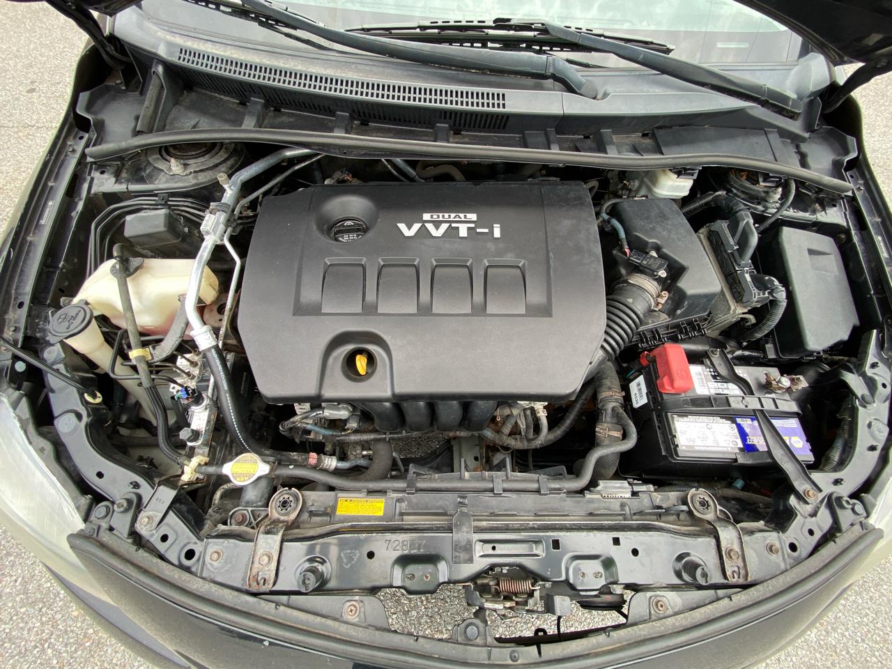 Toyota Corolla S 5-Speed MT 2009