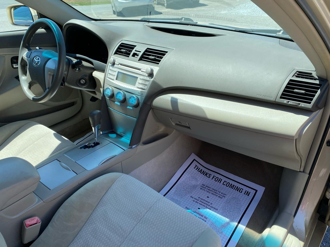 Toyota Camry LE 4D Sedan 2011