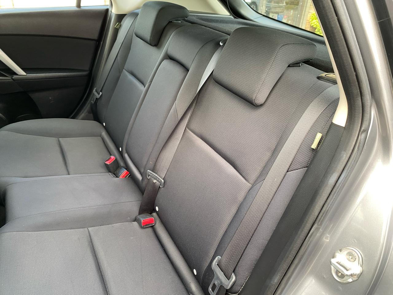 Mazda MAZDA3 s Sport 5-Door 2010