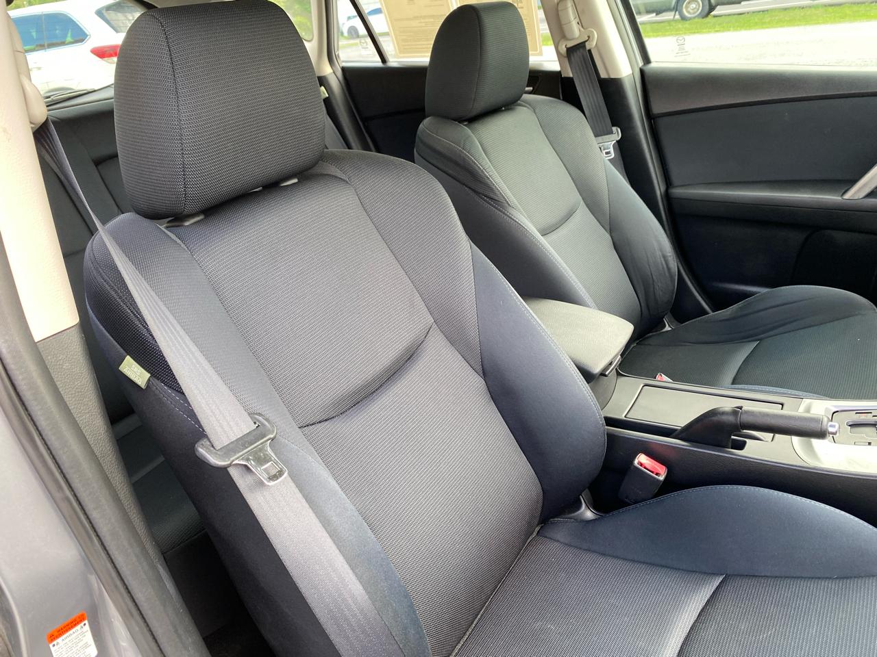 Mazda MAZDA3 s Sport 5-Door 2010