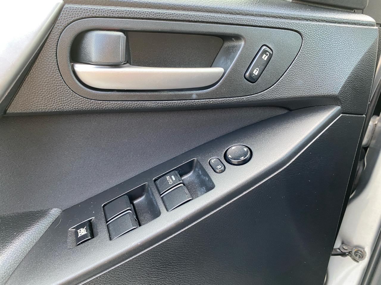 Mazda MAZDA3 s Sport 5-Door 2010