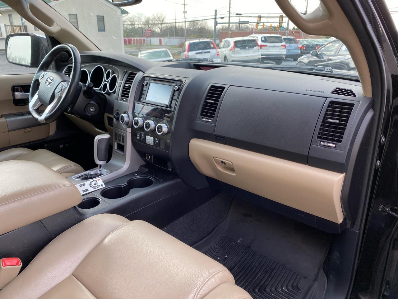 Toyota Sequoia Limited 4WD 2014