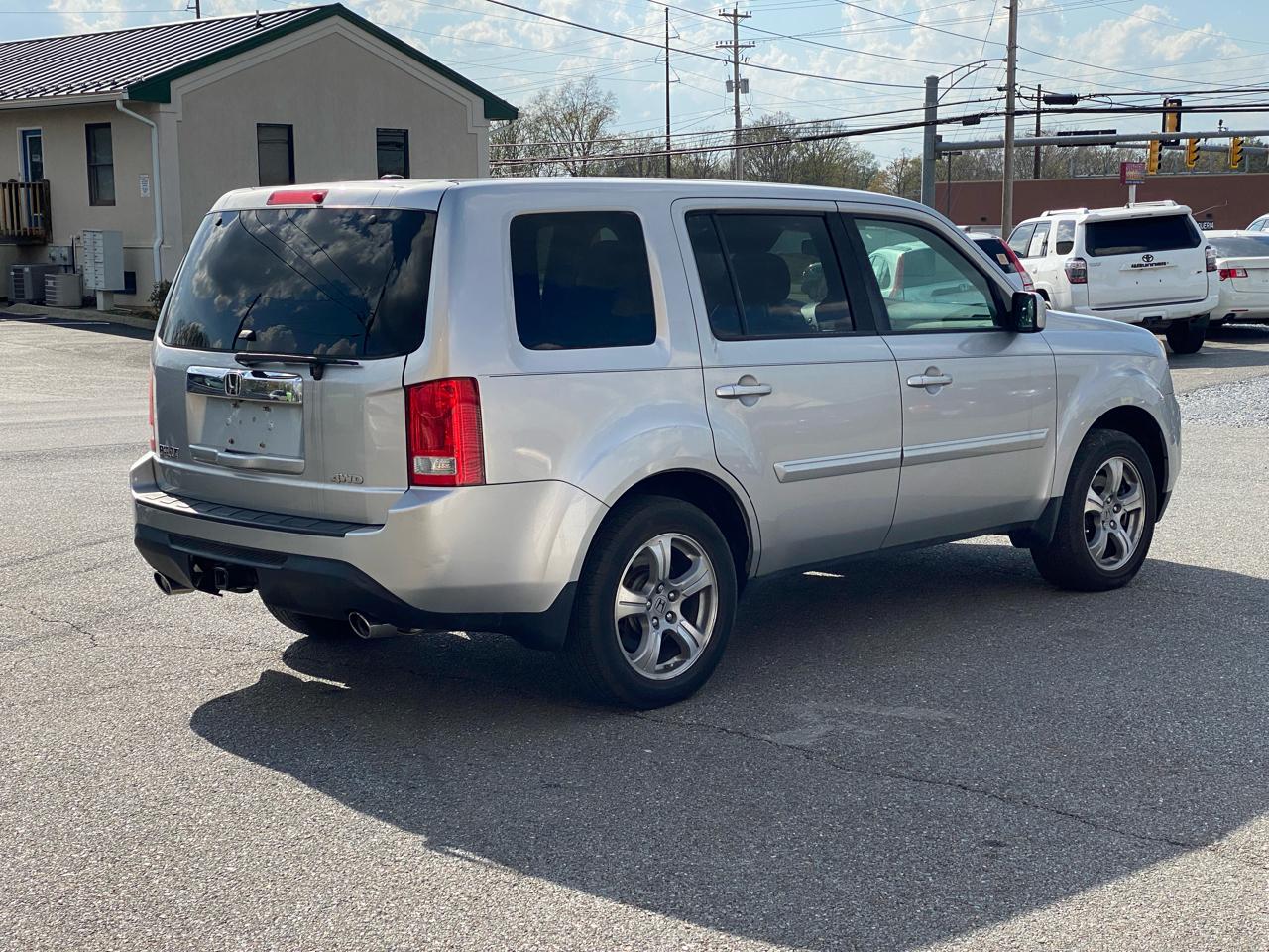 Honda Pilot EX-L 4WD w/ Navigation 2014