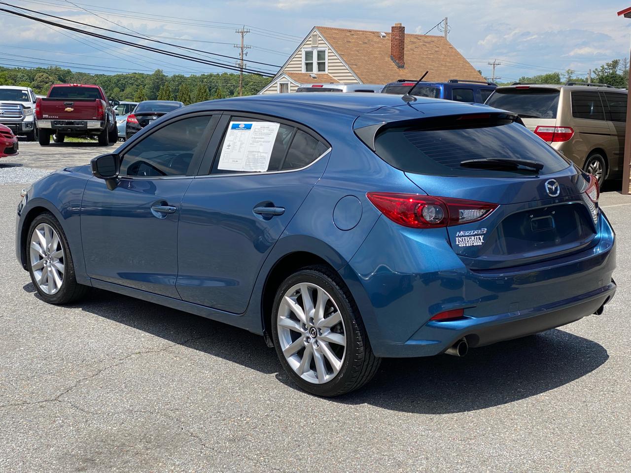 Mazda MAZDA3 i Touring AT 5-Door 2017