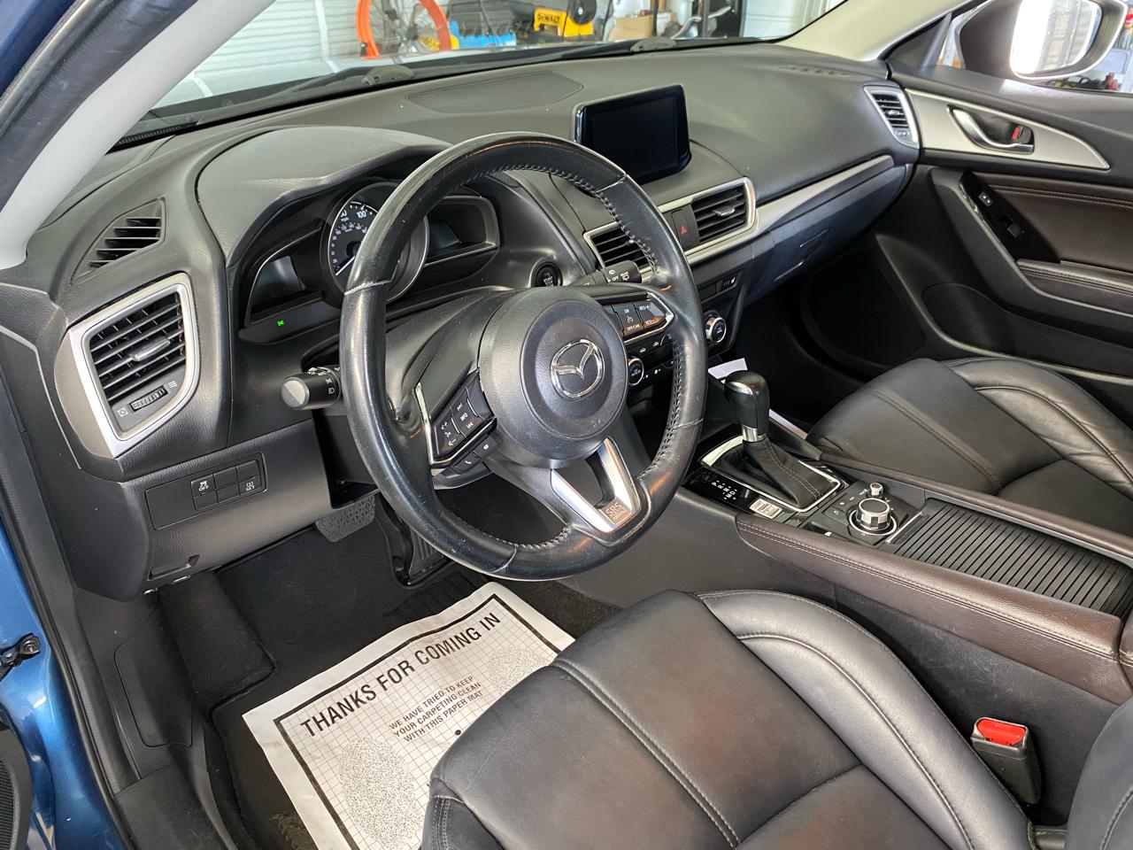 Mazda MAZDA3 i Touring AT 5-Door 2017