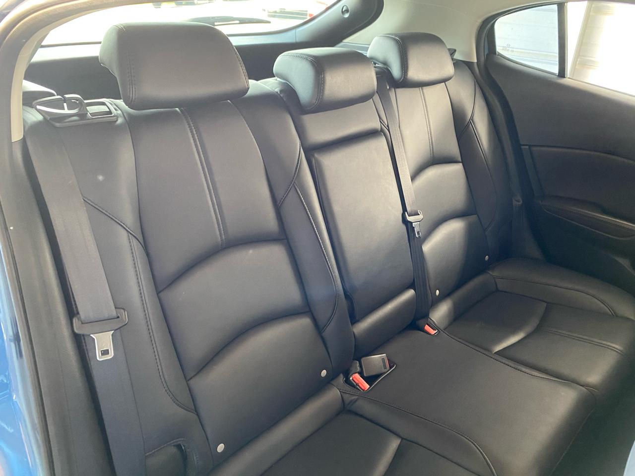 Mazda MAZDA3 i Touring AT 5-Door 2017