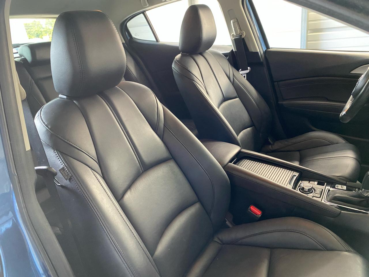 Mazda MAZDA3 i Touring AT 5-Door 2017