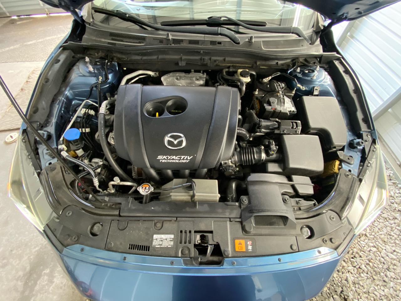Mazda MAZDA3 i Touring AT 5-Door 2017