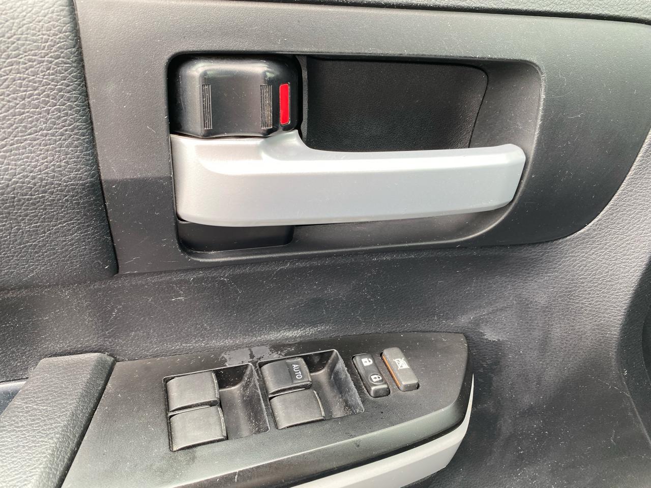 Toyota Tundra SR5 5.7L V8 Double Cab 4WD 2019
