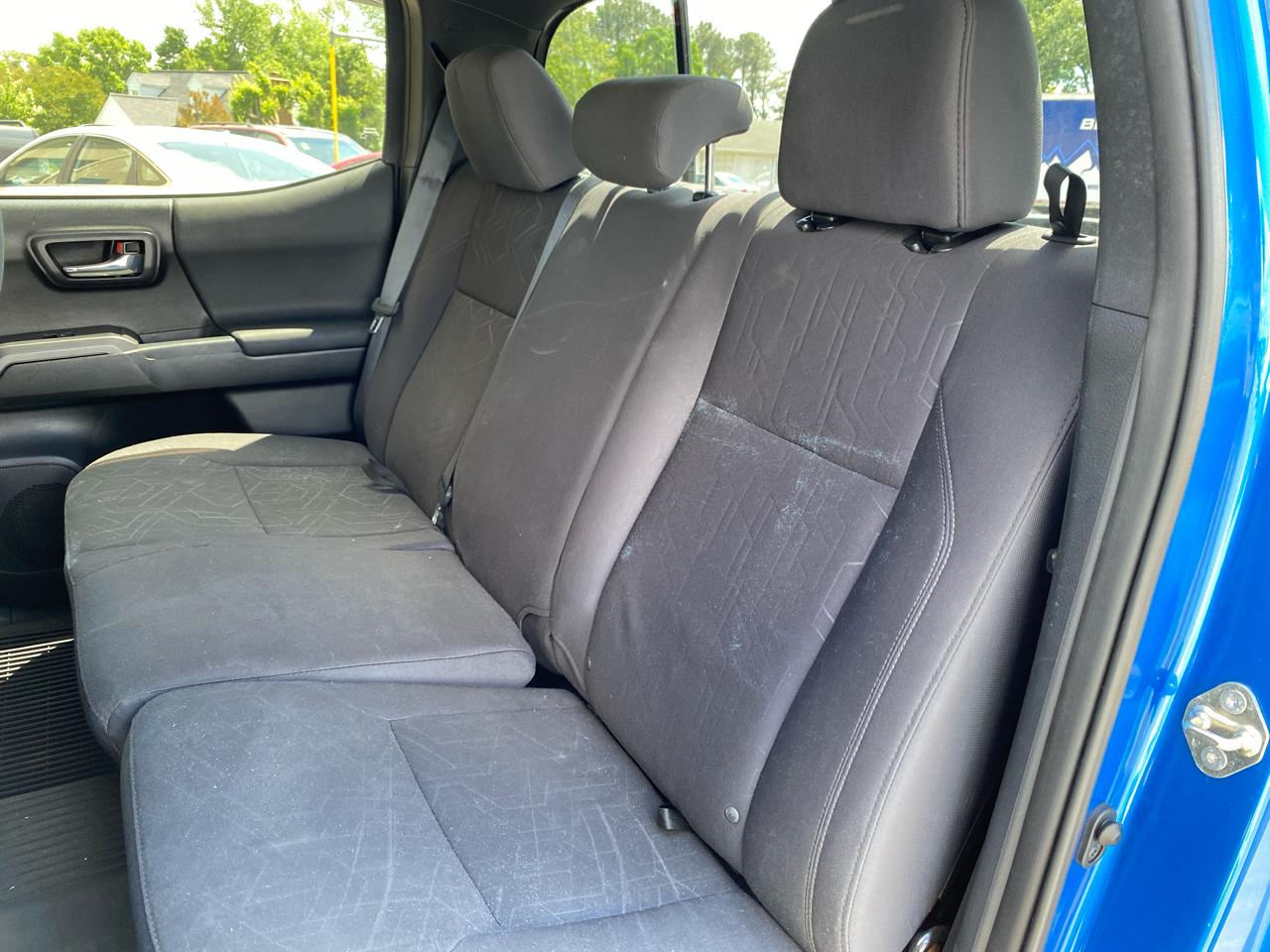 Toyota Tacoma TRD Off Road Double Cab 5' Bed V6 4x4 AT (Natl) 2017