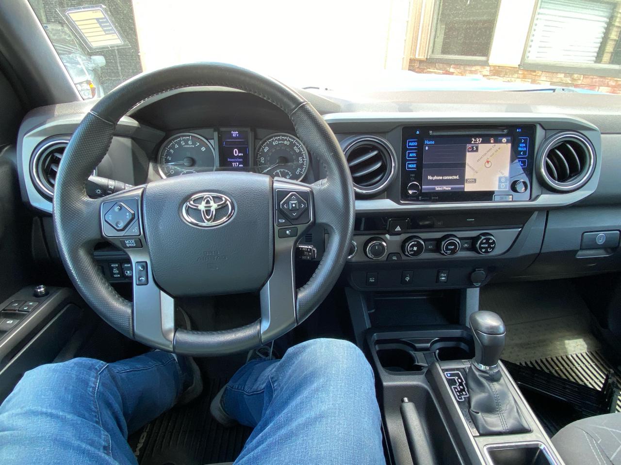 Toyota Tacoma TRD Off Road Double Cab 5' Bed V6 4x4 AT (Natl) 2017