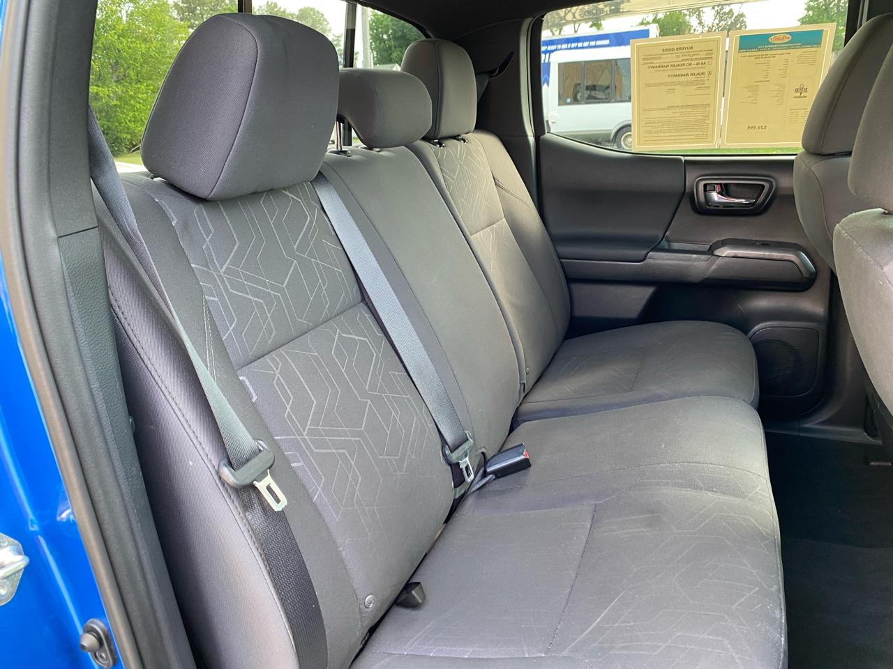 Toyota Tacoma TRD Off Road Double Cab 5' Bed V6 4x4 AT (Natl) 2017