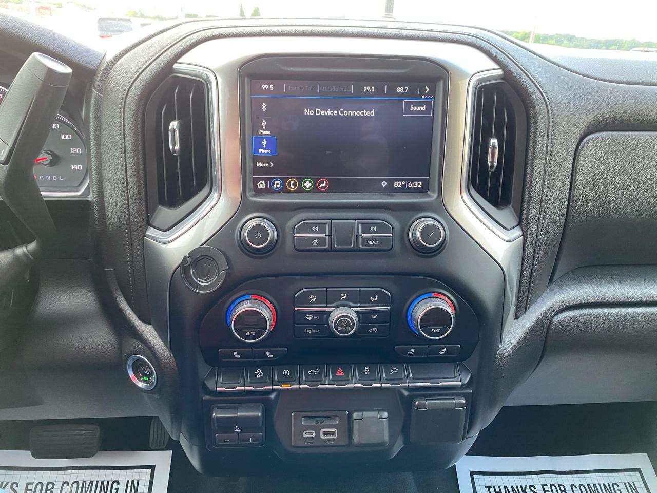 Chevrolet Silverado 1500 LT Z71 Crew Cab 4WD SWB 2019