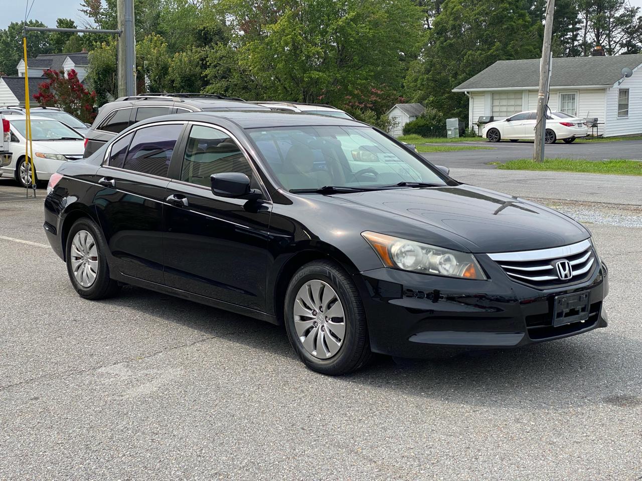 Honda Accord LX sedan AT 2012