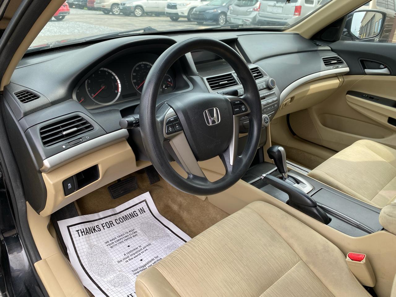 Honda Accord LX sedan AT 2012