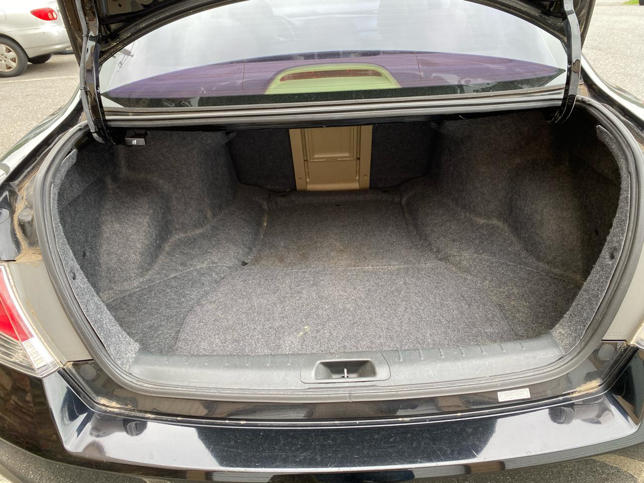 Honda Accord LX sedan AT 2012