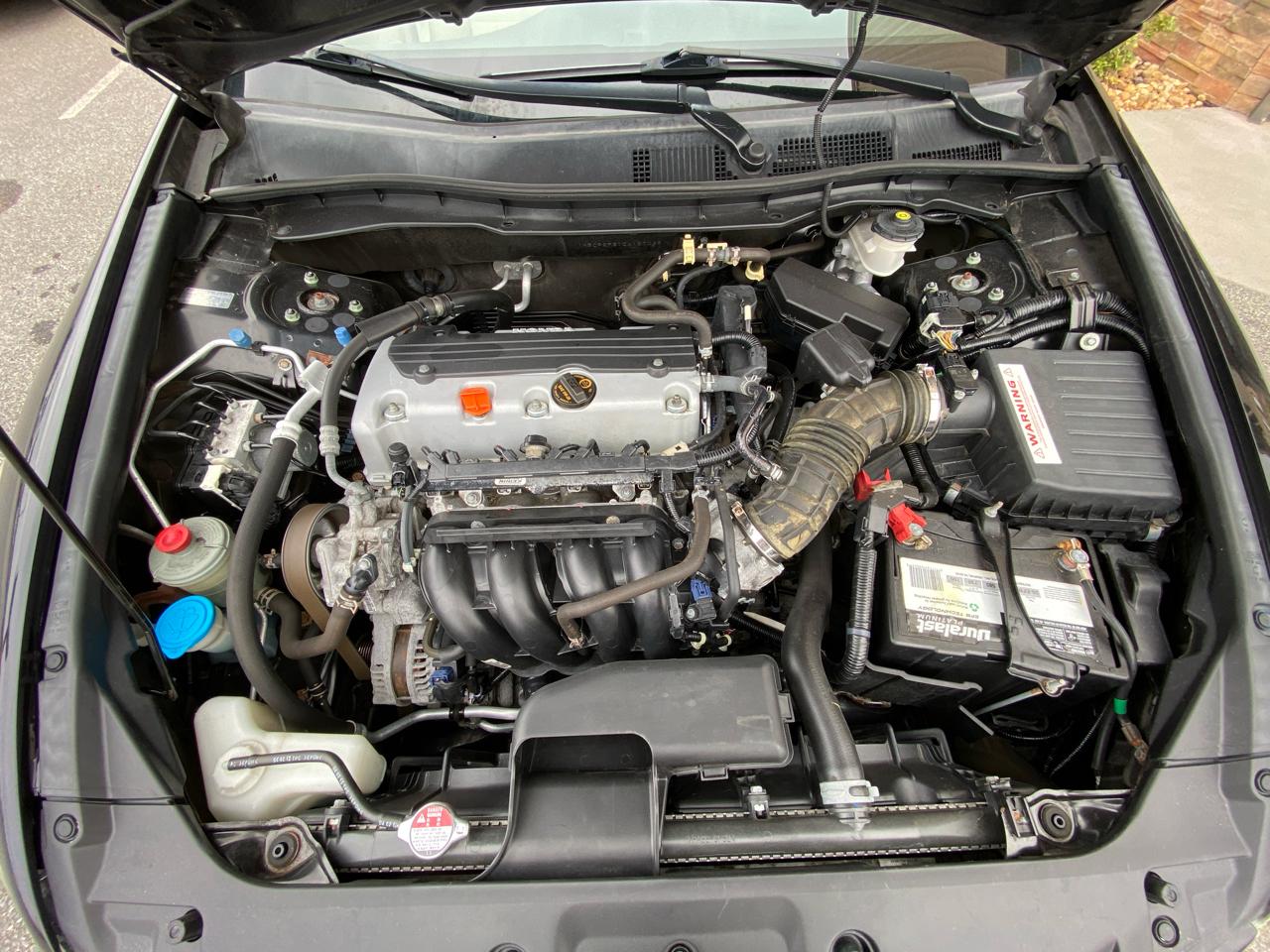 Honda Accord LX sedan AT 2012