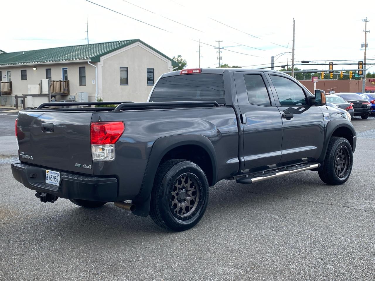 Toyota Tundra Tundra-Grade 5.7L FFV Double Cab 4WD 2013