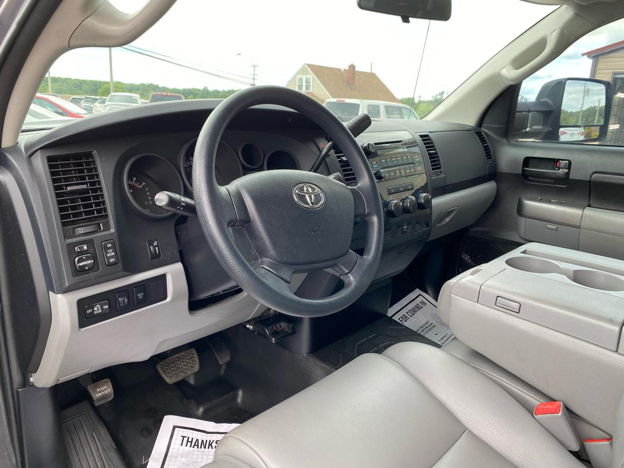 Toyota Tundra Tundra-Grade 5.7L FFV Double Cab 4WD 2013