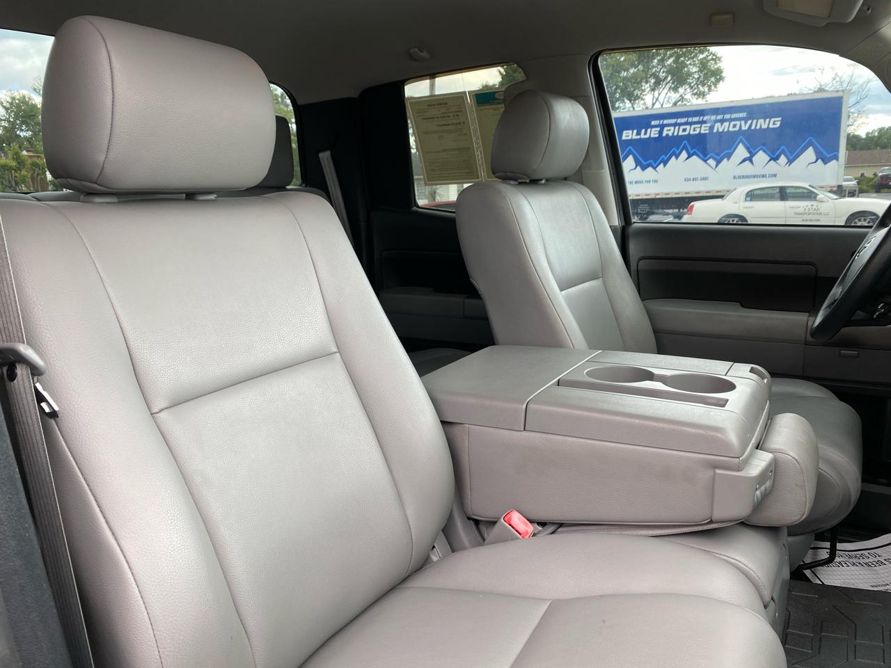 Toyota Tundra Tundra-Grade 5.7L FFV Double Cab 4WD 2013