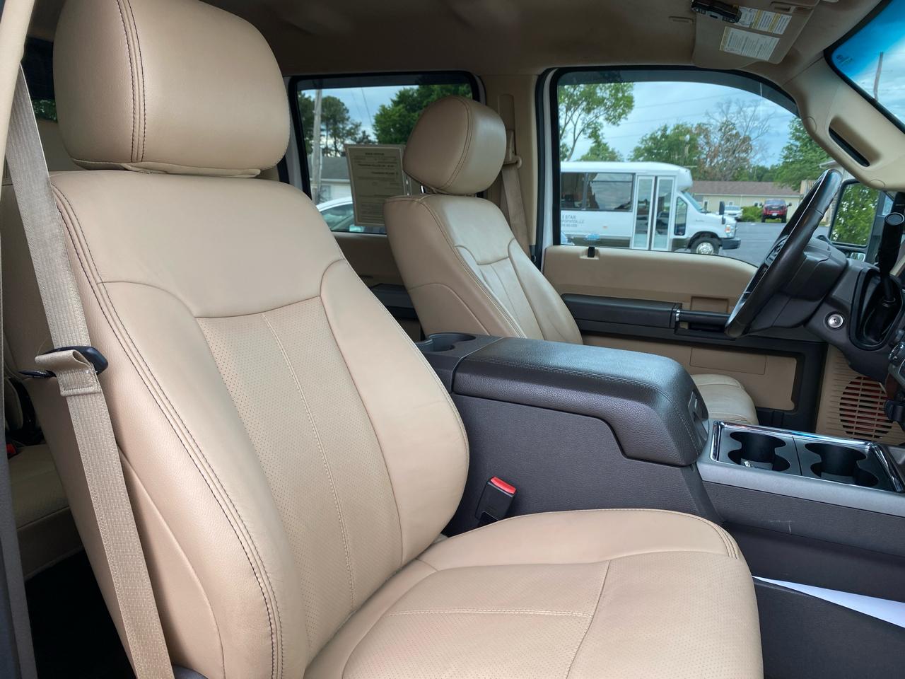 Ford F-250 SD Lariat Crew Cab 4WD 2016