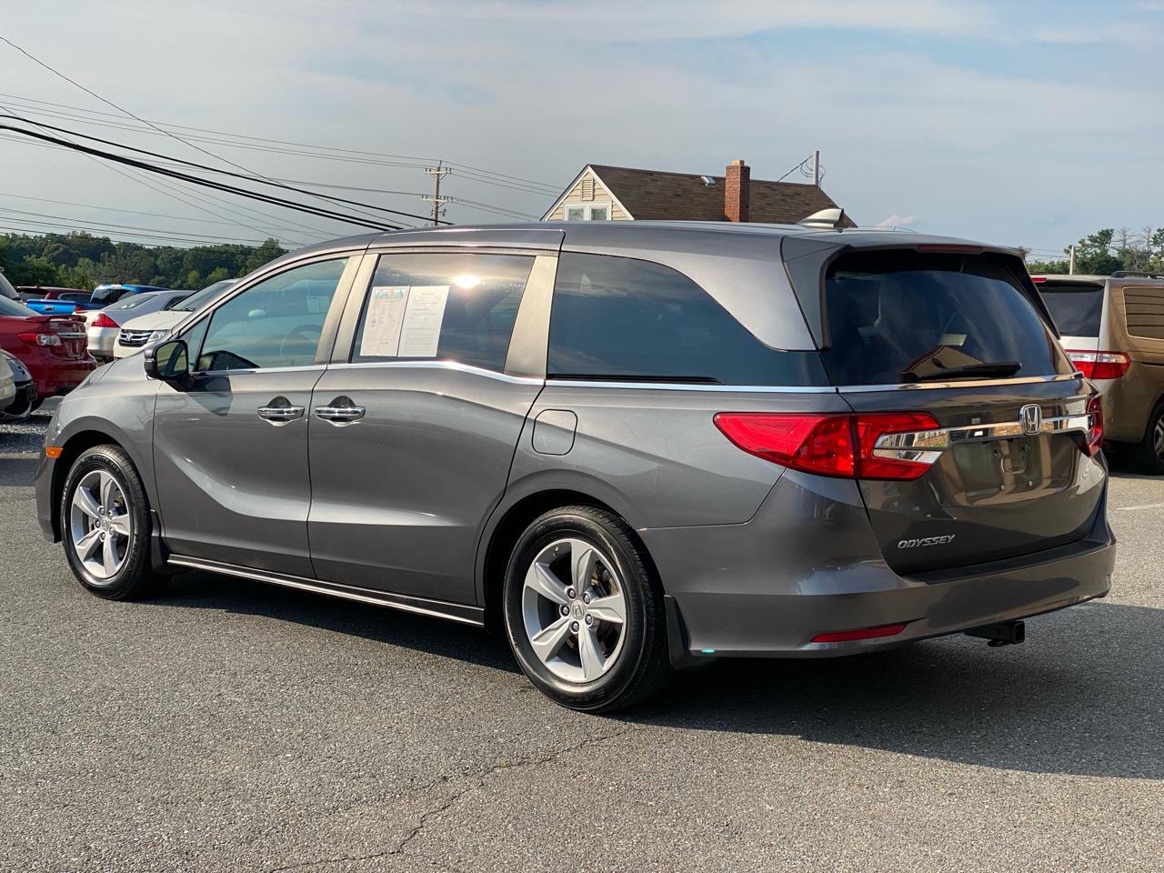 Honda Odyssey EX w/ Leather DVD and Navigation 2018